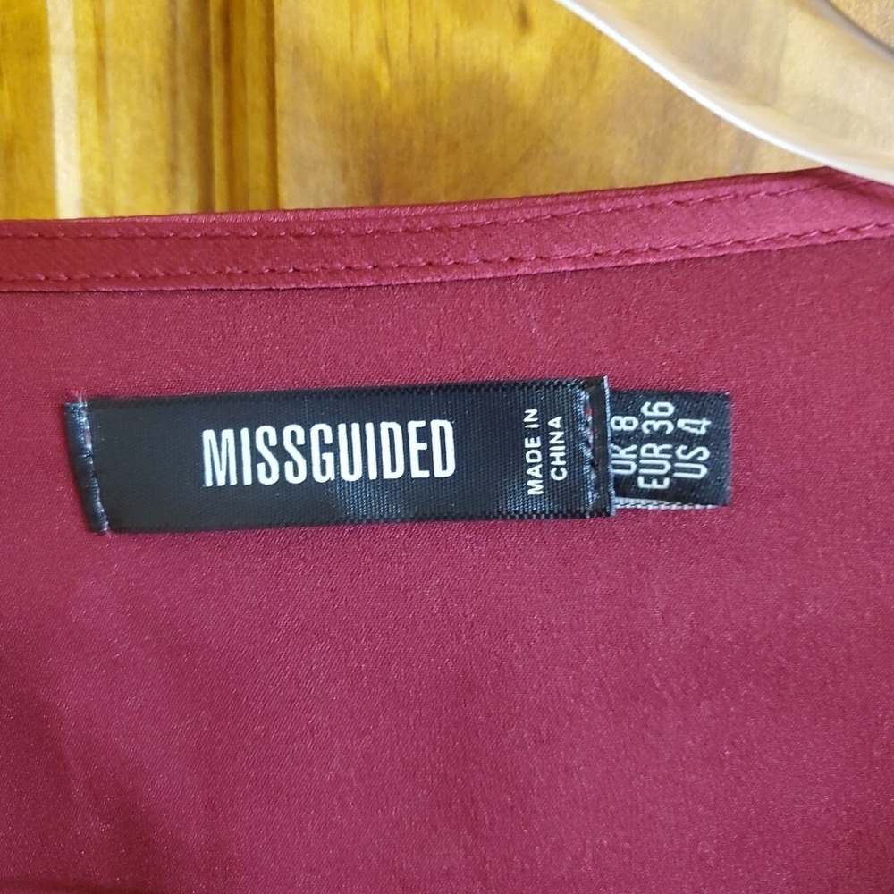 Missguided Satin Red Robe Size 4 - Picture 3 of 8